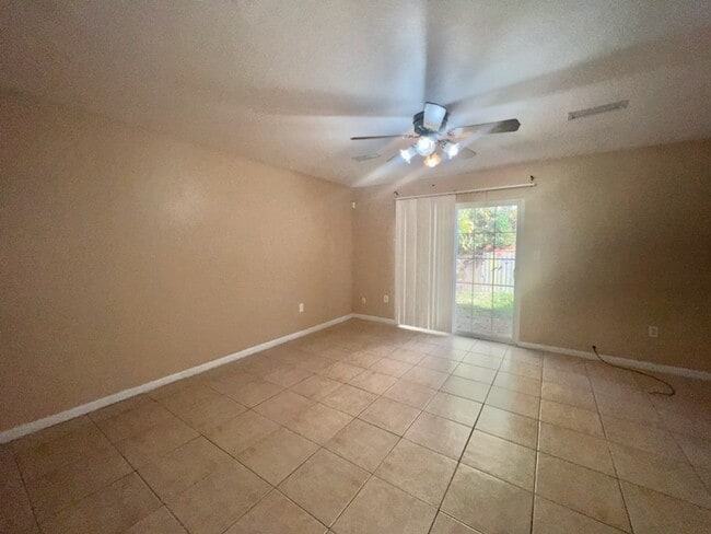 1 Deal Ave NW