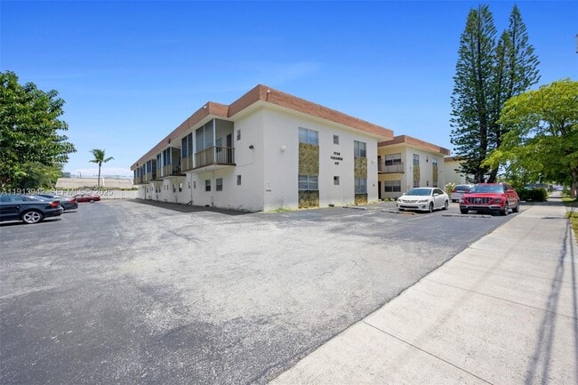 Photo - 415 NE 2nd St Unit 215