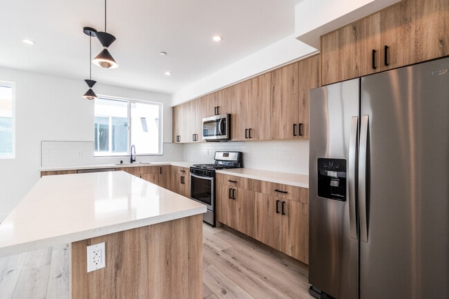 Photo - 4295 1/2 Tujunga Ave