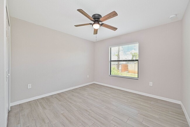 Photo - 8353 Trillium Rd
