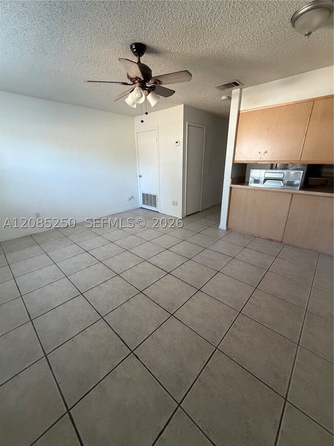 Photo - 1 Lake Villa Way