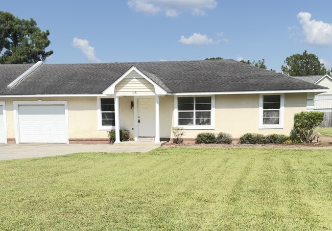 Building Photo - 4060 Northlake Dr Unit 1