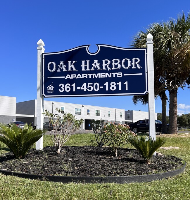 Oak Harbor Apartments - Oak Harbor Apartments