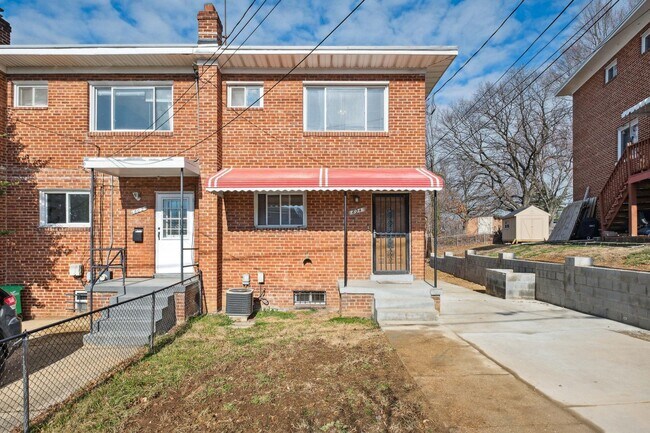 Photo - 804 Neptune Ave House