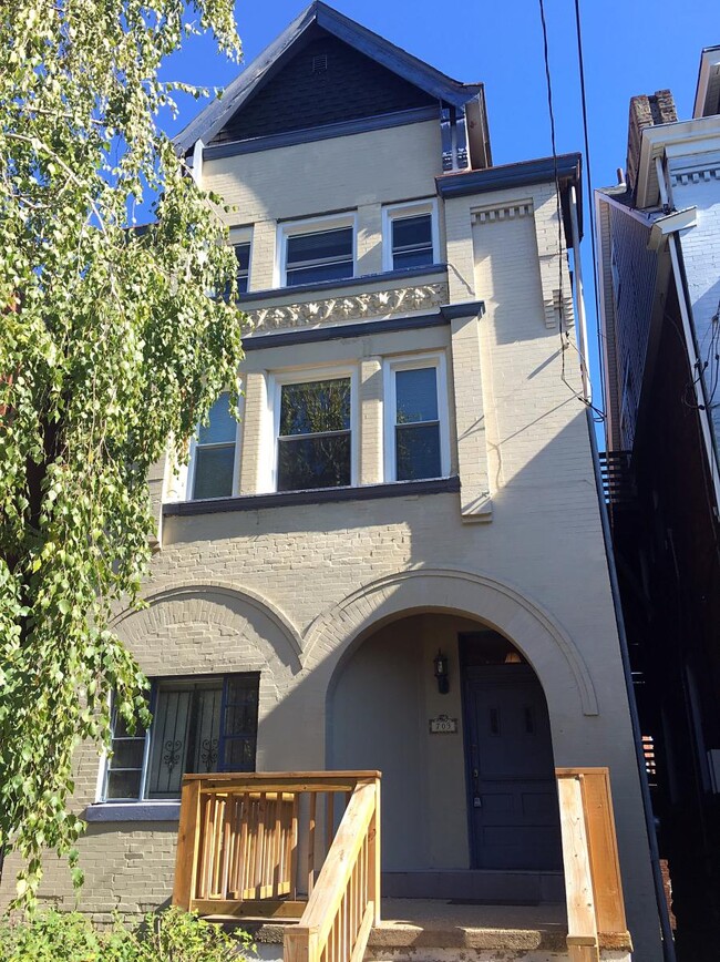 Photo - 703 Ivy St Unidad 3