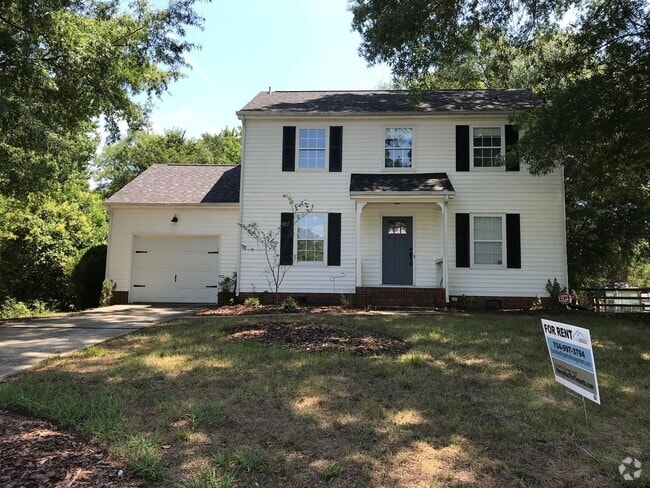 Building Photo - COMING SOON! Welcome to this beautifully r... Rental