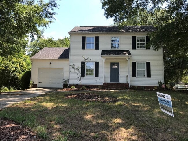 COMING SOON! Welcome to this beautifully r... - COMING SOON! Welcome to this beautifully r... House