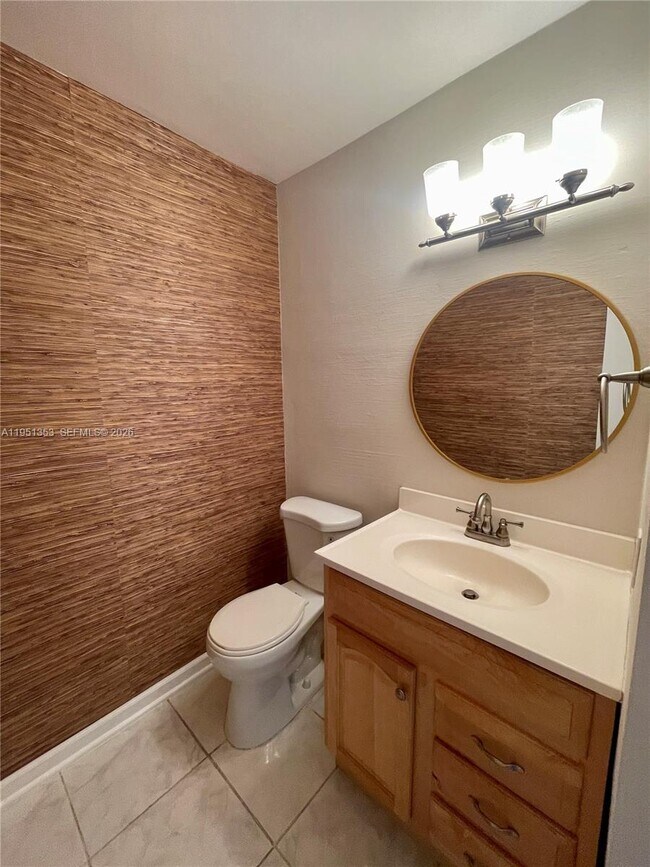 Photo - 4050 NE 12th Terrace Unit 25-1