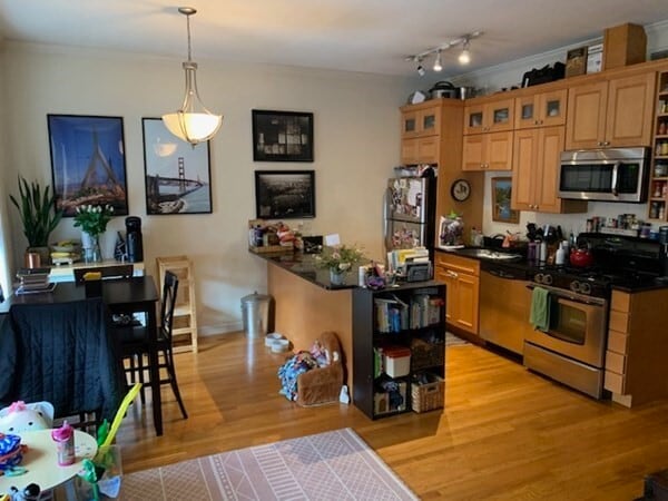 Building Photo - 328 Sumner St Unit #2 Rental