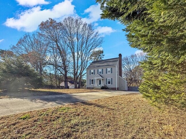 Photo - Spacious 3BR 2 BA Home with Wooden Deck in Wake Forest