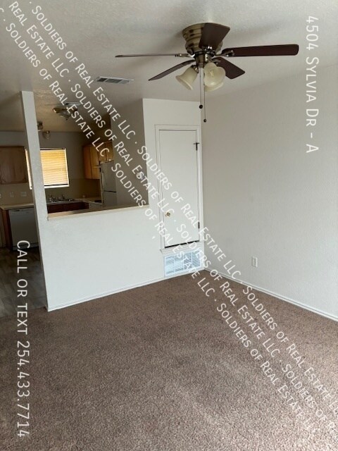 Photo - 4504 Sylvia Dr Unidad A