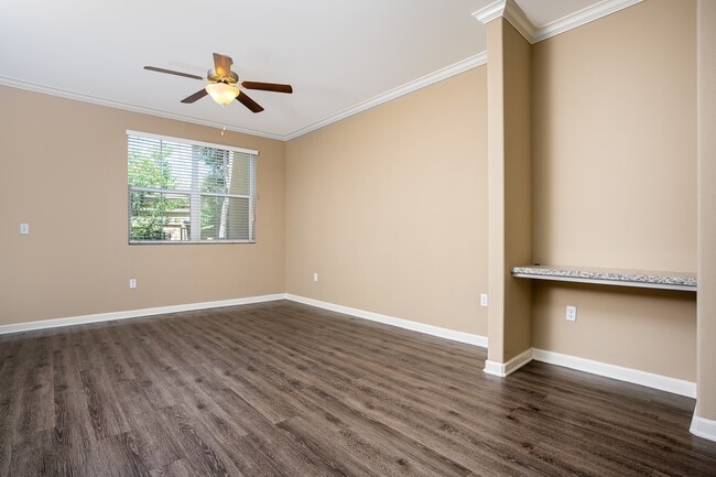 La Verne Village Luxury Apartment Homes