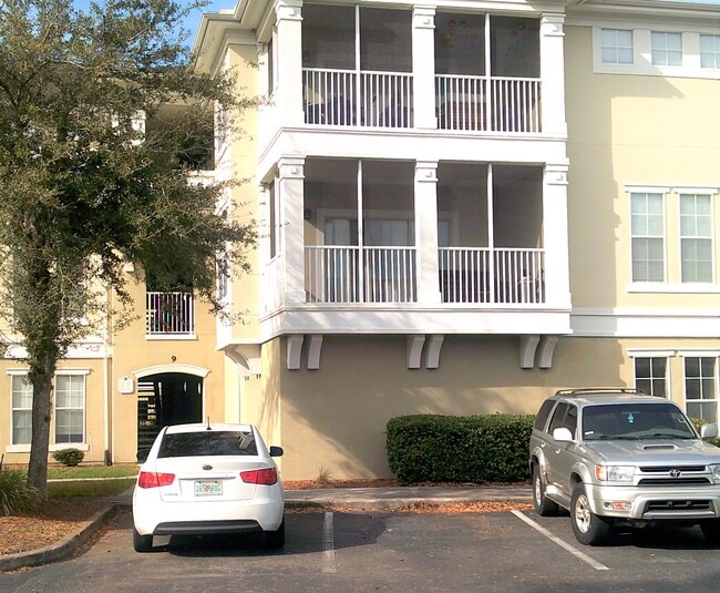 Building Photo - 8290 Gate Pkwy W Rental