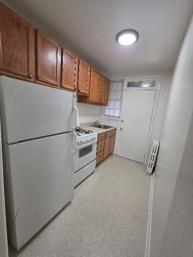 3300 East Capitol St NE Unit B