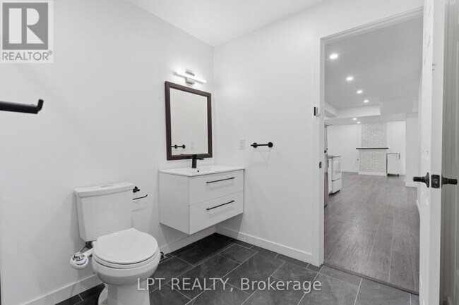 Photo - 3401 Regiment Rd