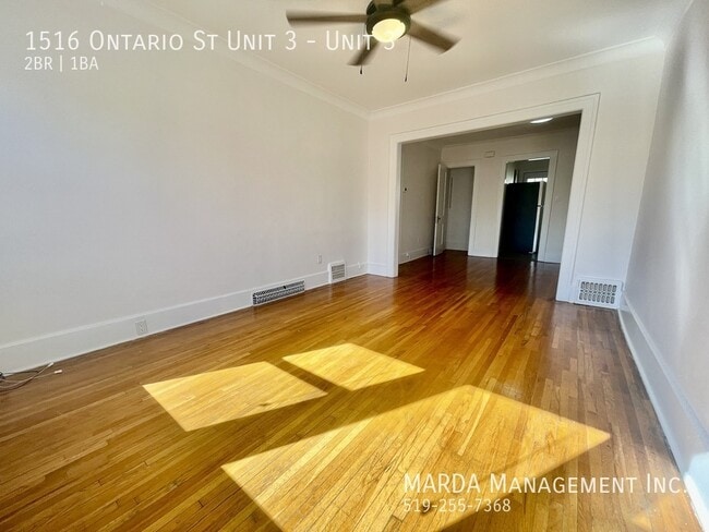 Building Photo - RENOVATED 2 BEDROOM/1 BATH IN CENTRAL WINDSOR + HYDRO & GAS Unit 3