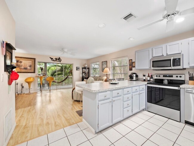 Photo - 109 Shore Rd