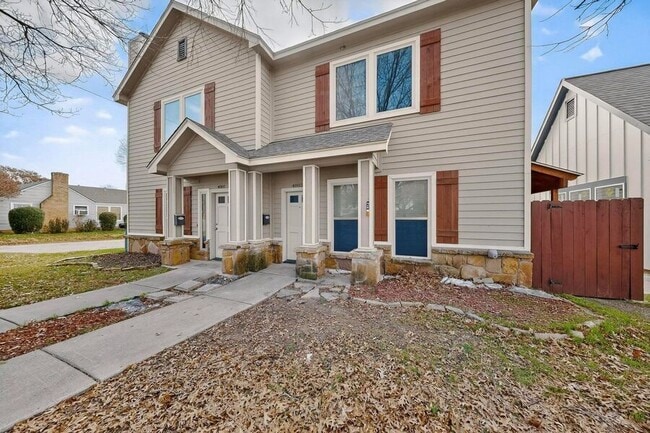 Photo - 4803 Birchman Ave