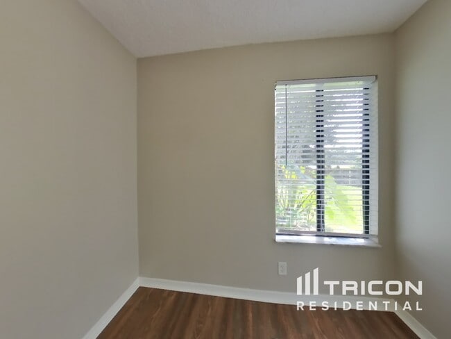 Photo - 1000 Green Branch Ct