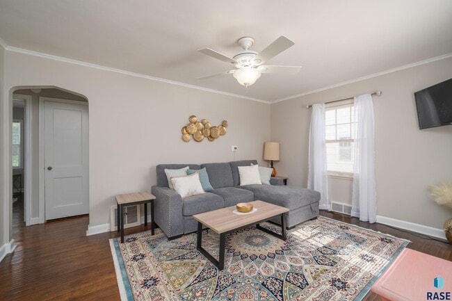 Photo - 1219 S Glendale Ave