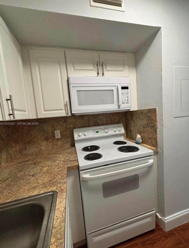 Photo - 1152 NW 3rd St Unit 2