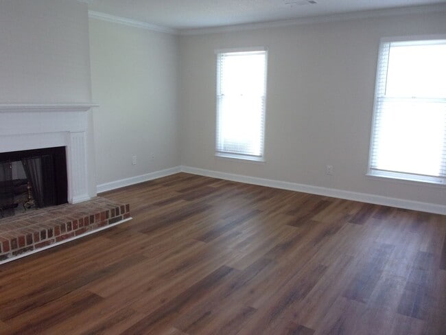 Photo - Beautiful 3 Bedroom 2 Bath Ground Level Condo in Tall Oak Villas