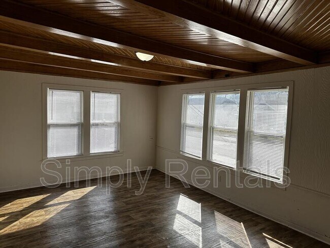 Photo - 1406 Sycamore St