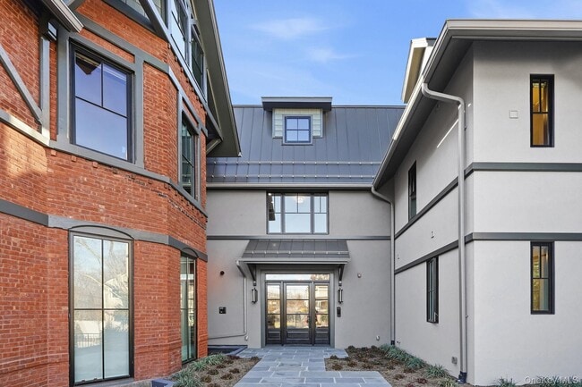 Photo - 34 Clinton Ave Unidad 3