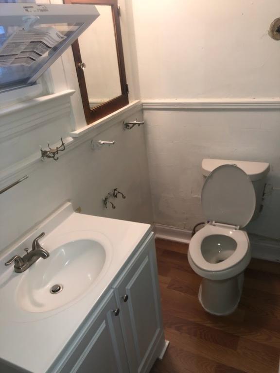 Photo - 1169 E 124th St