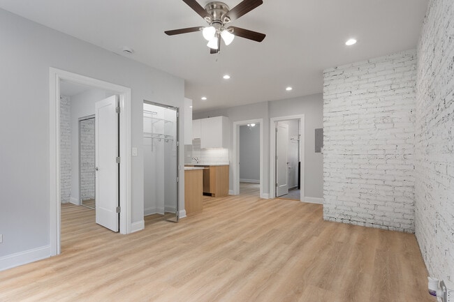 Photo - 1629 W Chase Ave Unit 3C