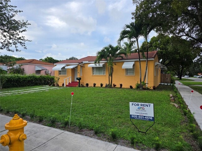Building Photo - 1 N Melrose Dr