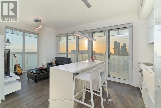 Photo - 15 Lower Jarvis St Unit 3405