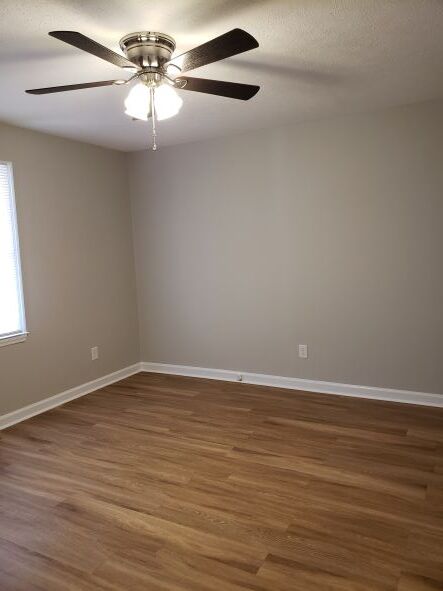 Photo - 3104 Sawyer St