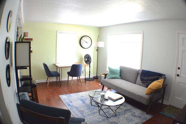 Photo - 1425 E Zenith Ave