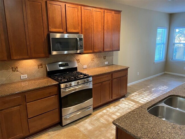 Photo - 1501 Rimstone Dr