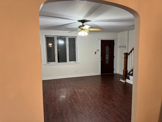 Photo - 1131 Fanshawe St Unit Upstairs
