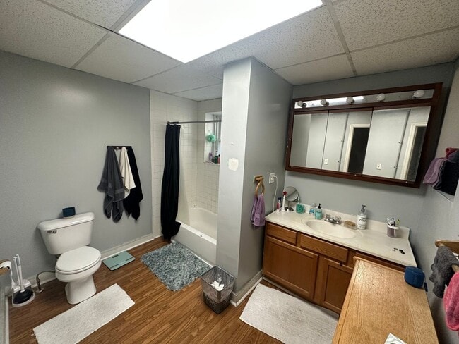 Photo - 2326 Flora St