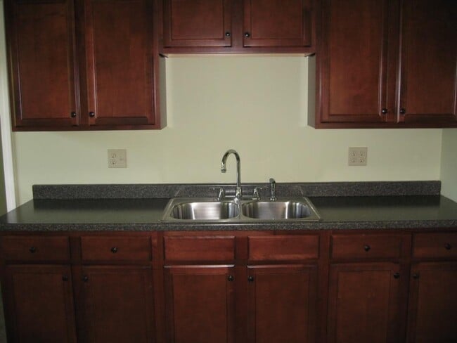 Photo - 259 E Main St Unidad U1