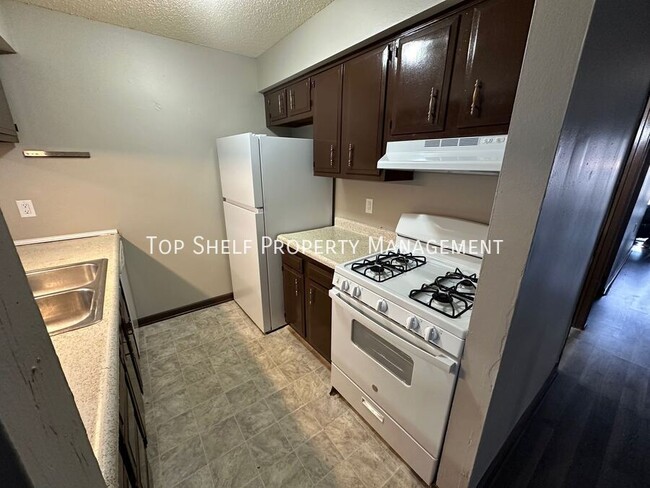 Photo - 1328 Williams St