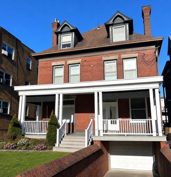 Photo - 5931 Walnut St Unit 301