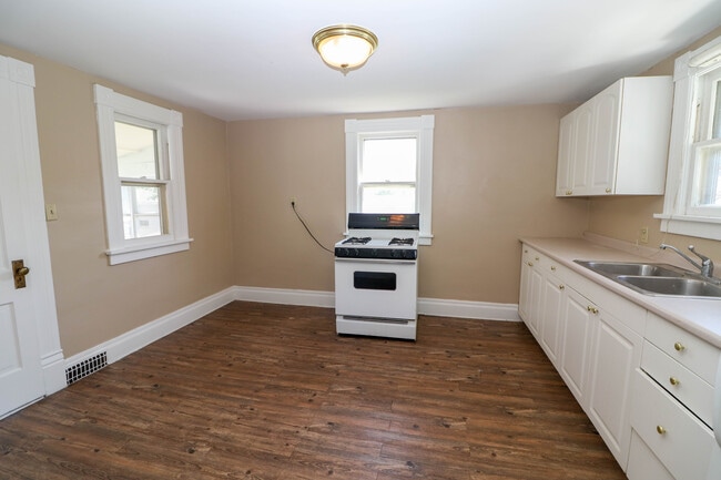 Photo - 1118 14th Ave