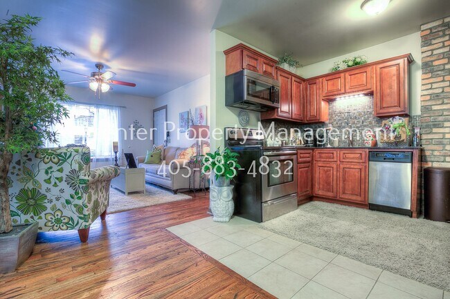 Photo - 1308 NW 16th St Unit 1