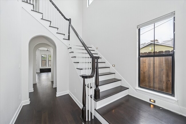 Photo - 2011 Colorado St