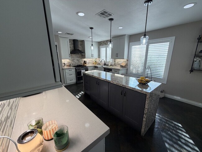 Photo - BEAUTIFUL 4BEDROOM 2.5BATH COMING SOON!!