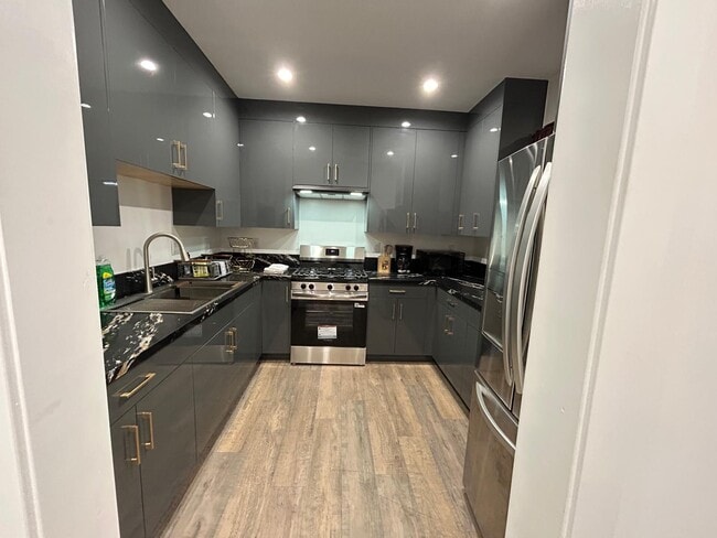 Photo - 9057 Forbes Ave Unit 9057