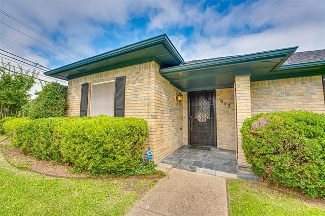 Photo - 917 Meadowgate Dr