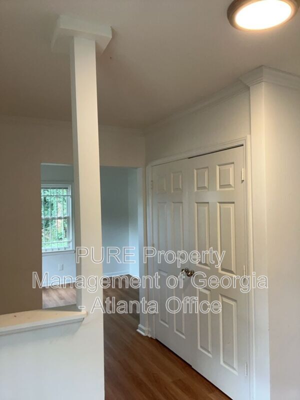 Photo - 1809 Ellington St