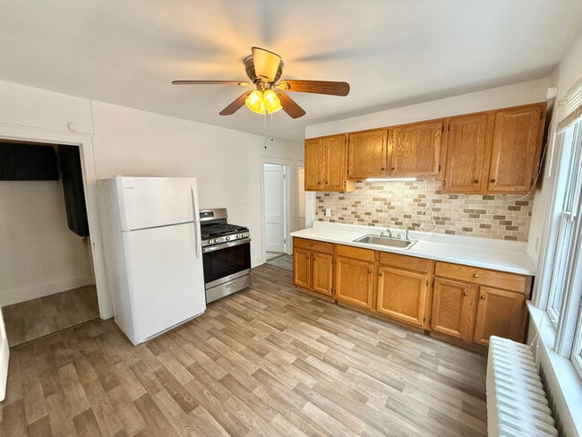 Photo - 736 N Pearl St Unit 1F