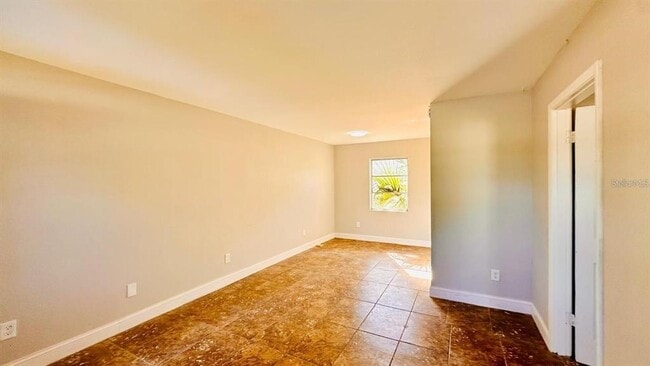 Photo - 390 W Haines Blvd Unit 2