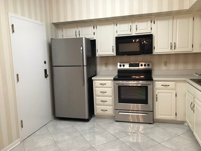 1750 St Charles Ave Unidad 305